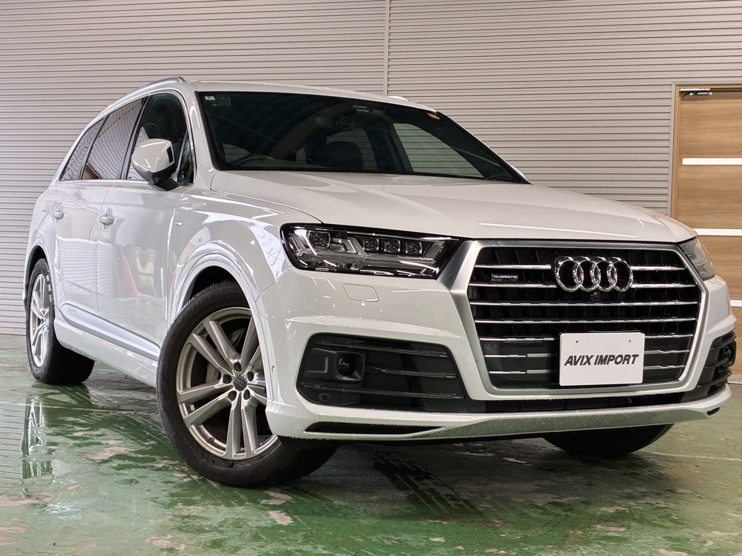 アウディ Q7 2.0TFSI ｸﾜﾄﾛ SﾗｲﾝPKG