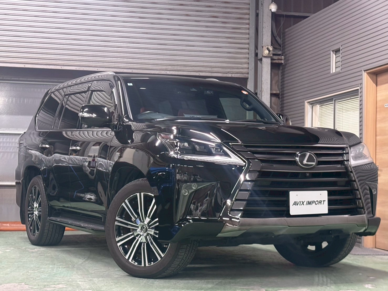 レクサス LX570 特別仕様車 ﾌﾞﾗｯｸｼｰｸｴﾝｽ