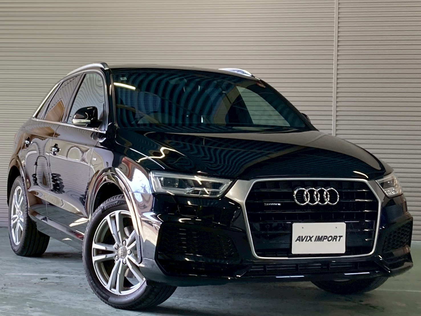 アウディ Q3 2.0TFSI ｸﾜﾄﾛ 180PS SﾗｲﾝPKG