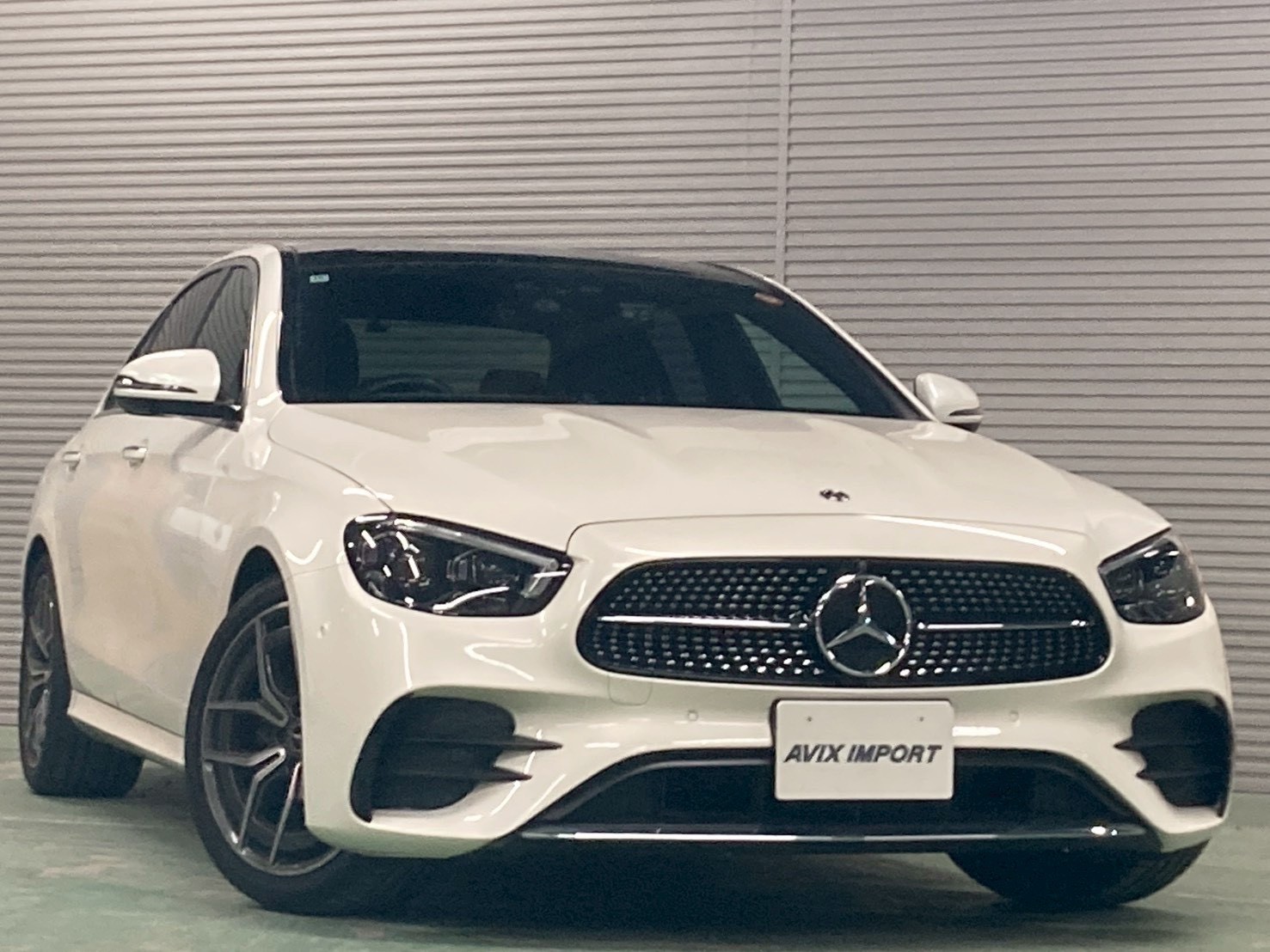 メルセデスベンツ E200 ｽﾎﾟｰﾂ AMGﾗｲﾝｲﾝﾃﾘｱ