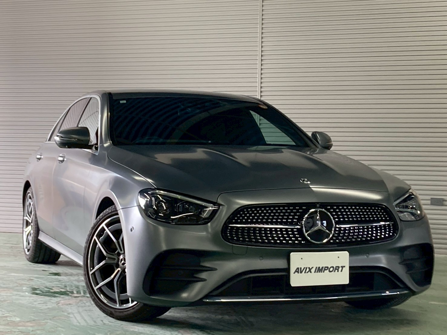 メルセデスベンツ E200 ｽﾎﾟｰﾂ AMGﾗｲﾝｲﾝﾃﾘｱ