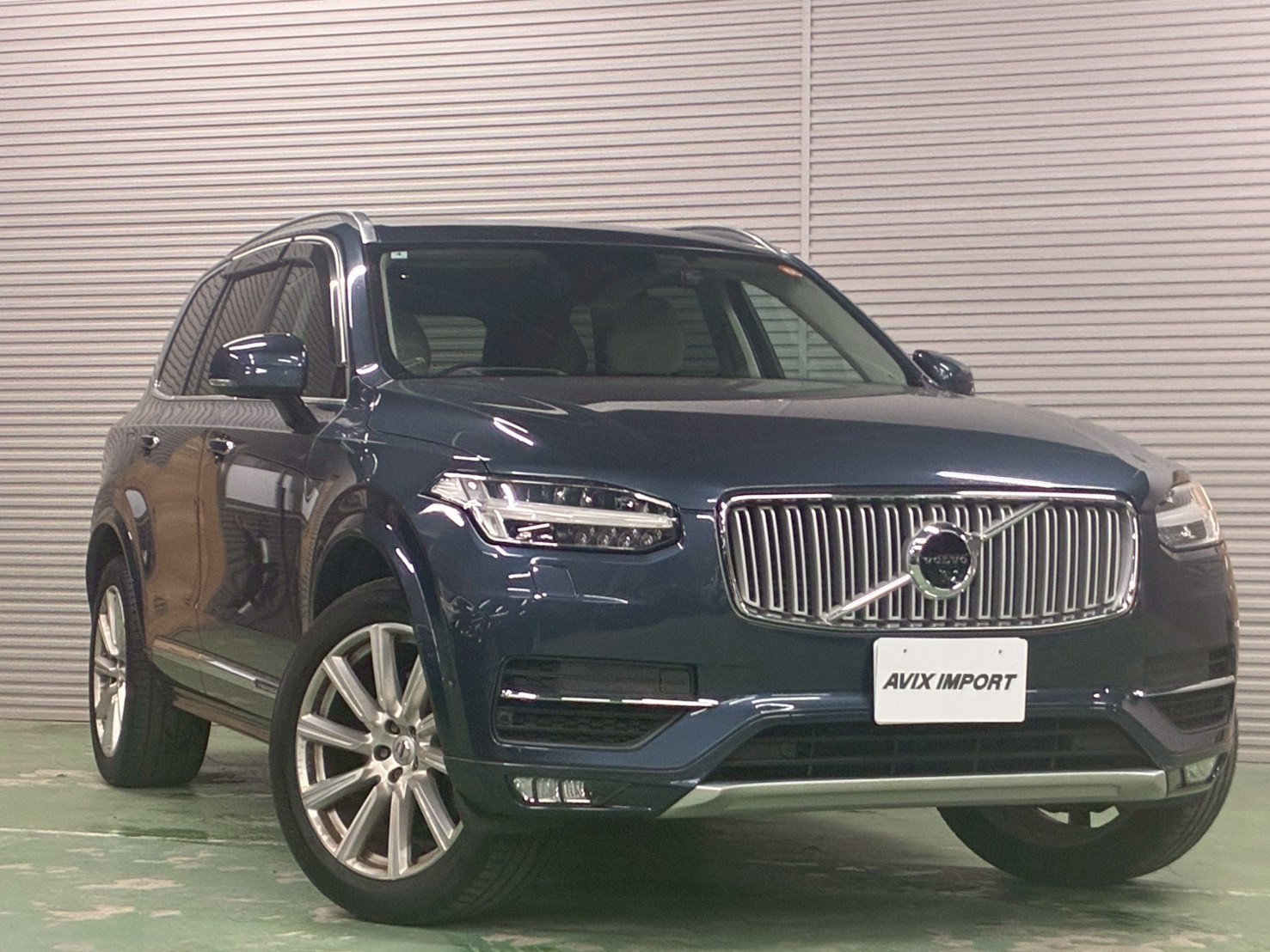 ボルボ XC90 T6 ｲﾝｽｸﾘﾌﾟｼｮﾝ