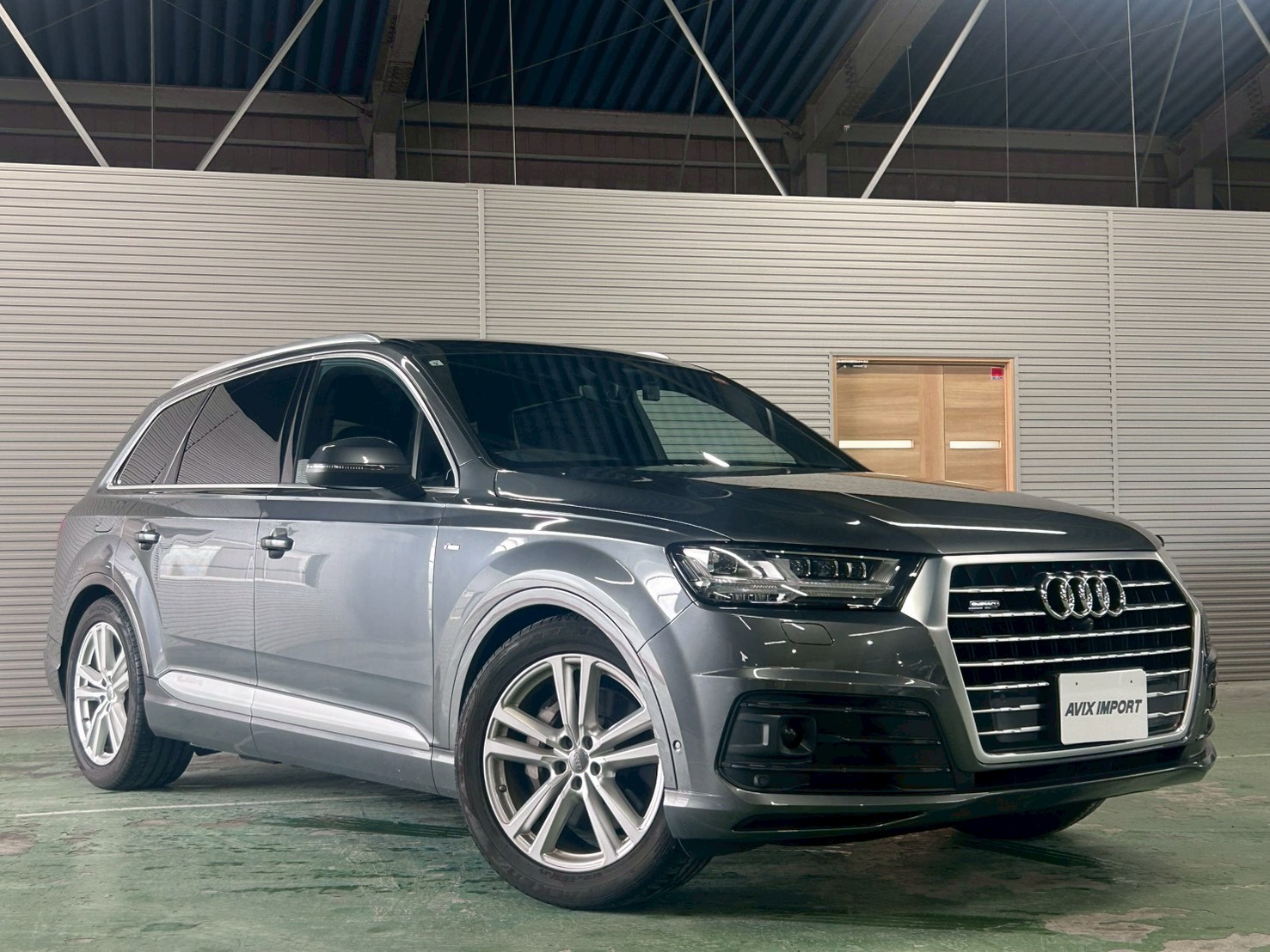 アウディ Q7 55TFSI ｸﾜﾄﾛ ｱﾀﾞﾌﾟﾃｨﾌﾞｴｱｻｽﾍﾟﾝｼｮﾝ仕様 7ｼｰﾀｰPKG,SﾗｲﾝPKG