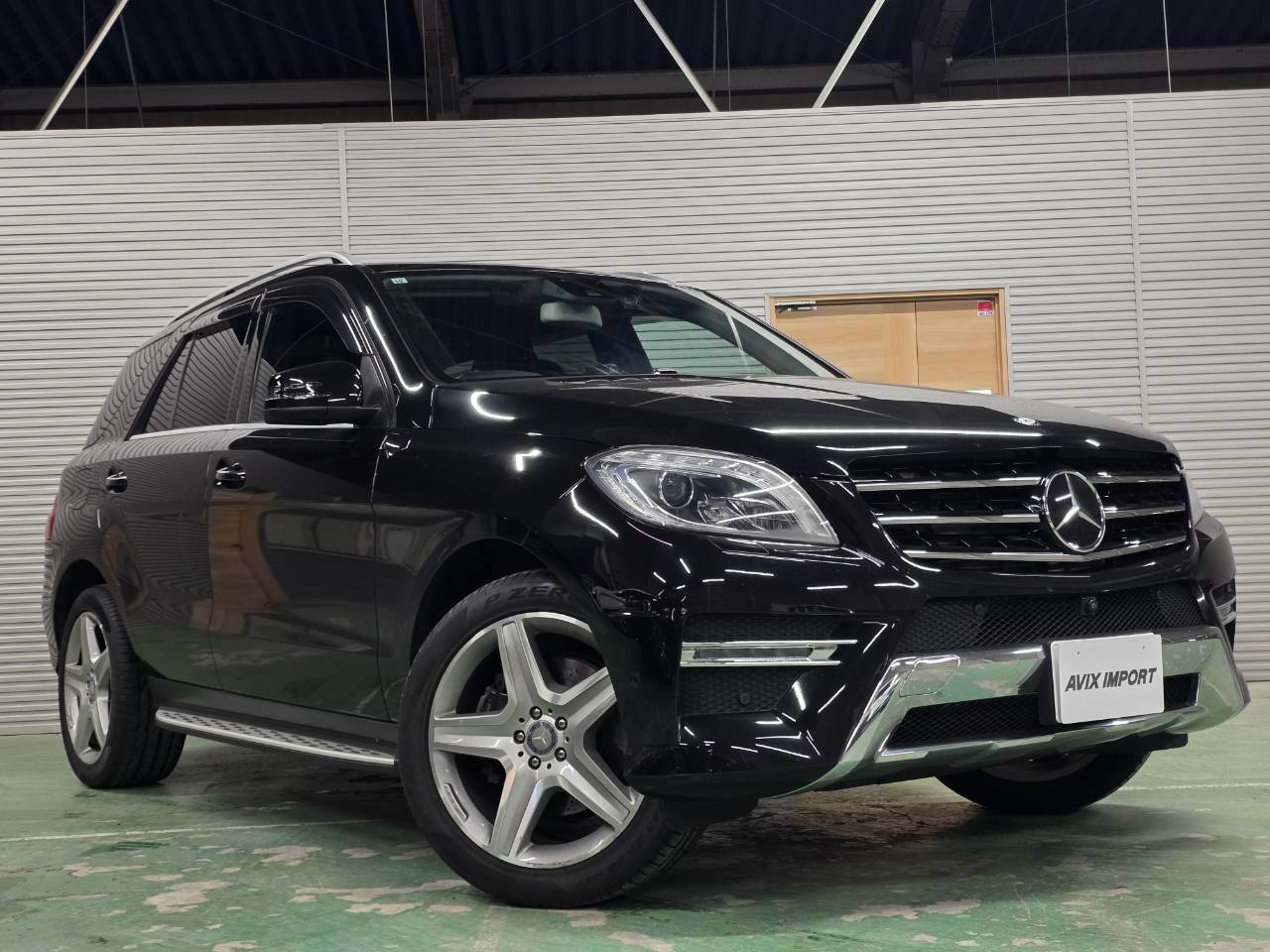 メルセデスベンツ ML350 BT 4ﾏﾁｯｸ 1stｱﾆﾊﾞｰｻﾘｰED 合計100台-黒60台 白40台